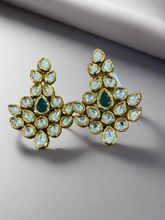 Elegant Gold and Green Teardrop Kundan Earrings