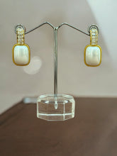 Fashion earrings