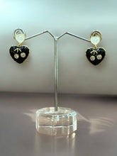 Charming White Enamel Heart Earrings – Trendy & Elegant