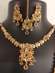 Traditional Antique Gold Necklace Set
