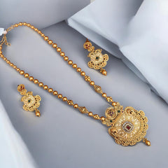 Traditional Gold Necklace Set with Intricate Design