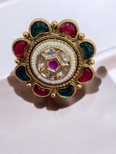 Ethnic ring