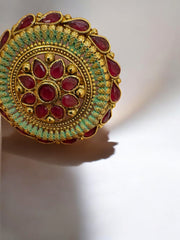 Ethnic ring