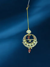 Exquisite Crescent Kundan Maang Tikka with Bead Detailing