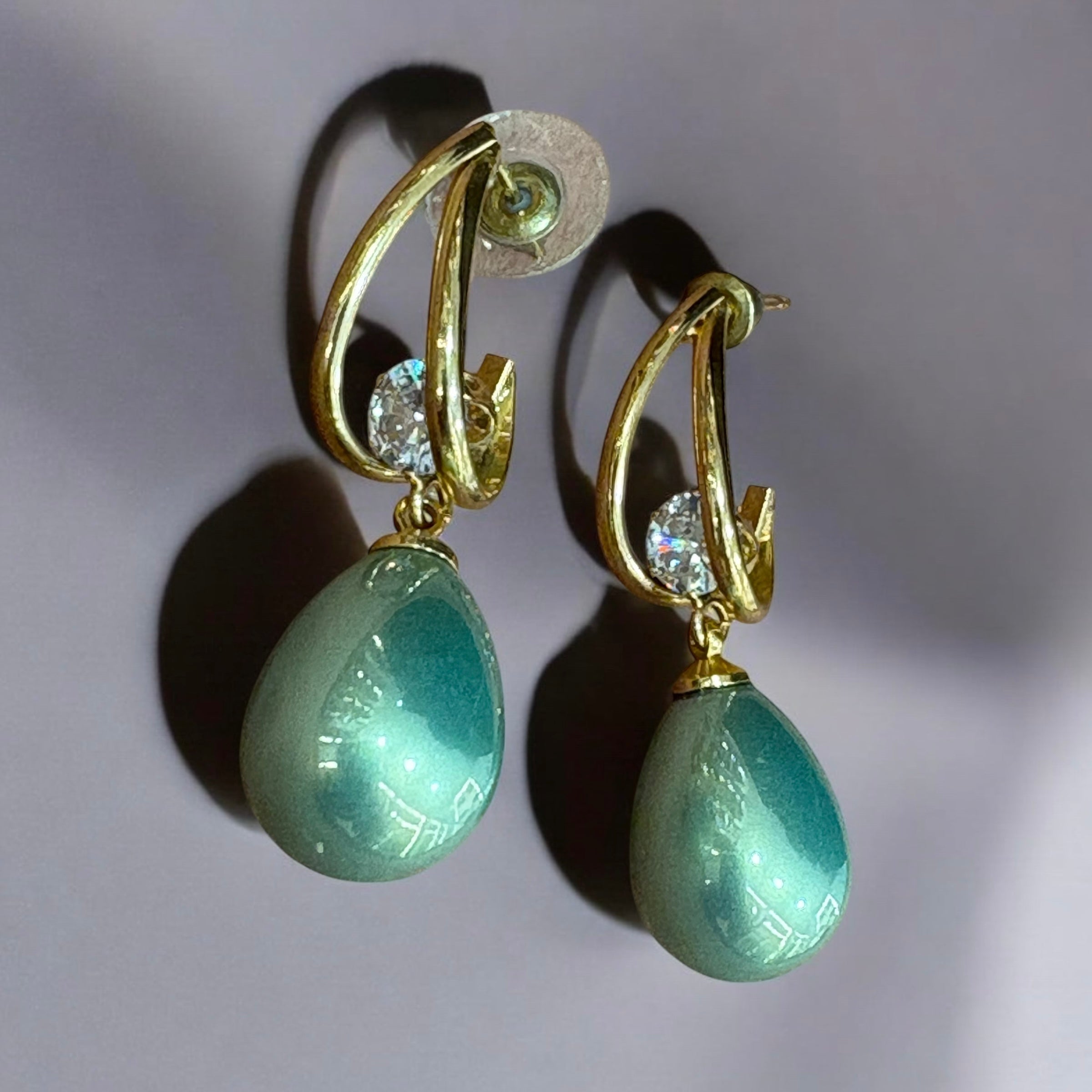 Elegant Gold and Pearl Drop Earrings