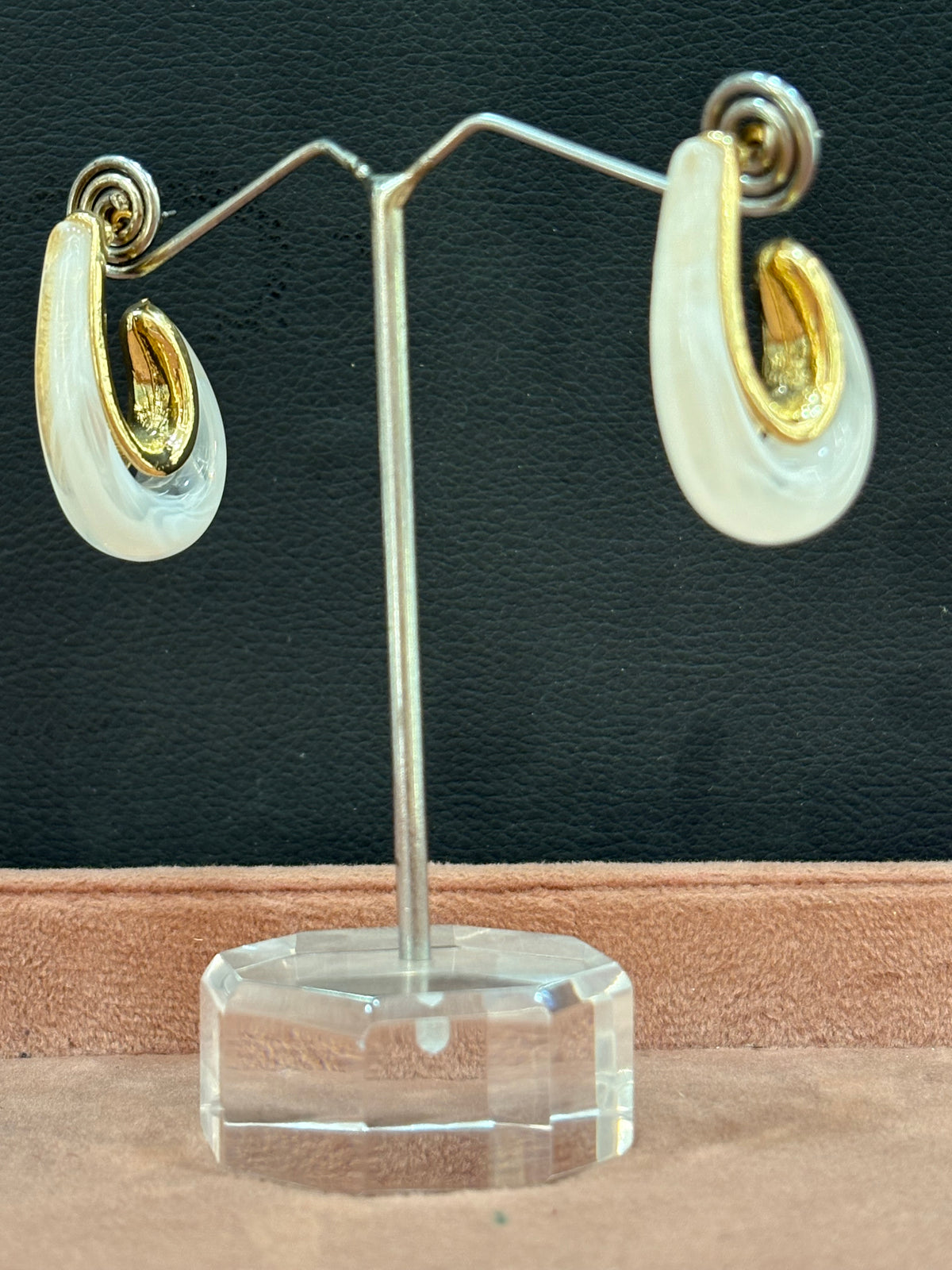 Fashion earrings