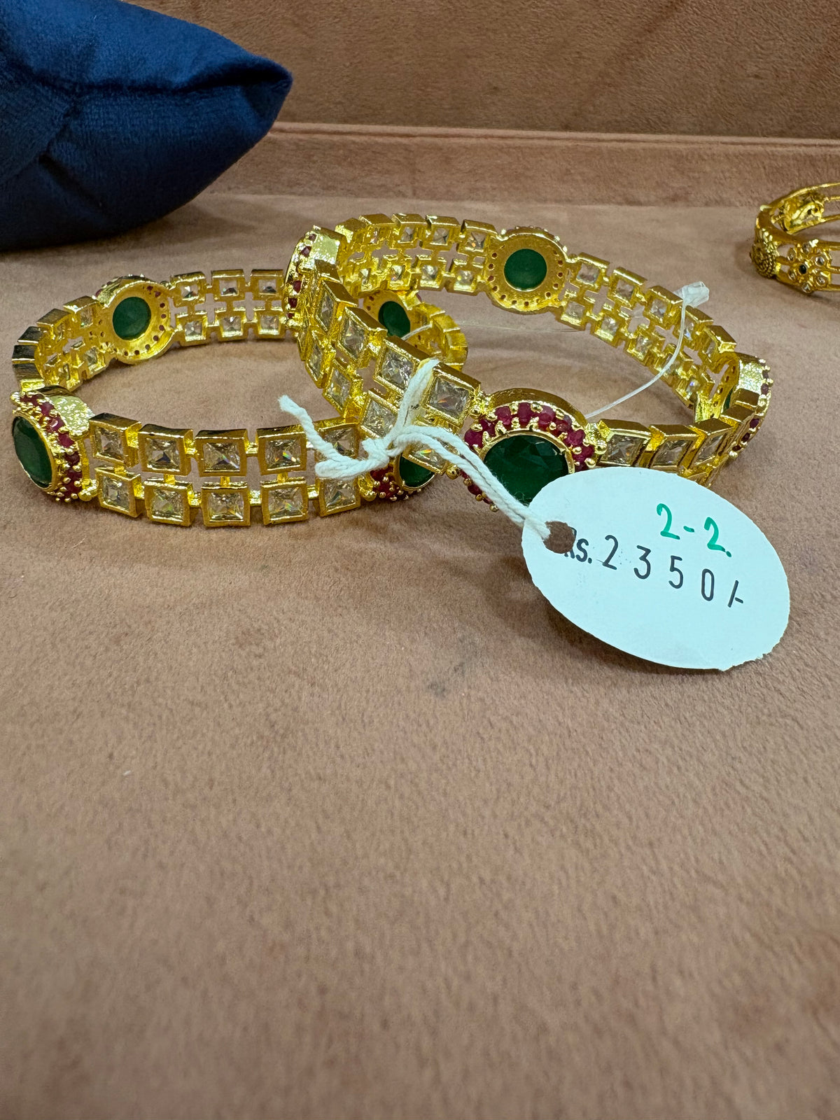 Kundan bangles