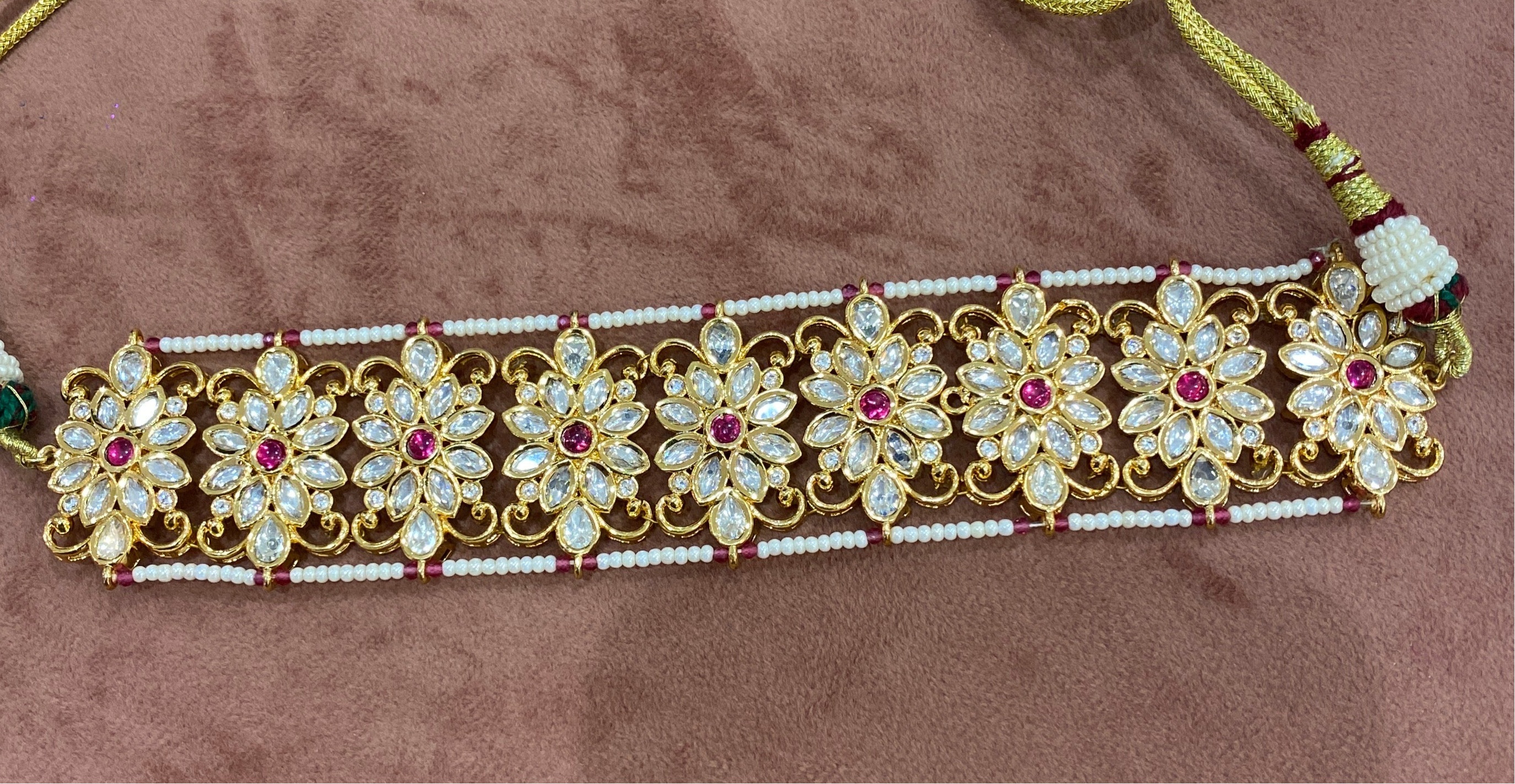 Elegant Gold-Plated Choker Necklace with Matching Earrings