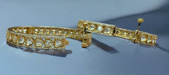 Exquisite Kundan Bangles - Timeless Elegance