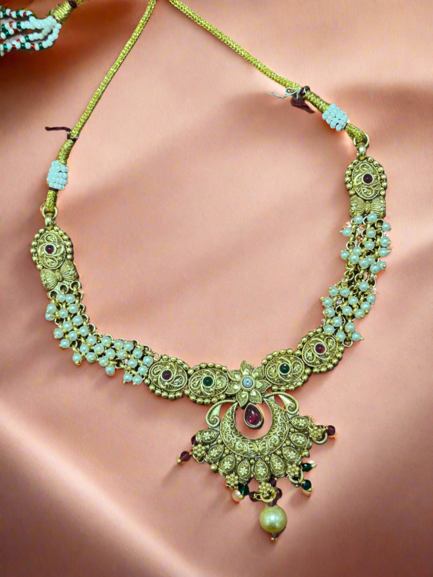 Traditional Gold-Tone Necklace Set with Pearl and Ruby Accents