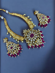 Exquisite Kundan Necklace Set with Ruby-Colored Beads & Pearls