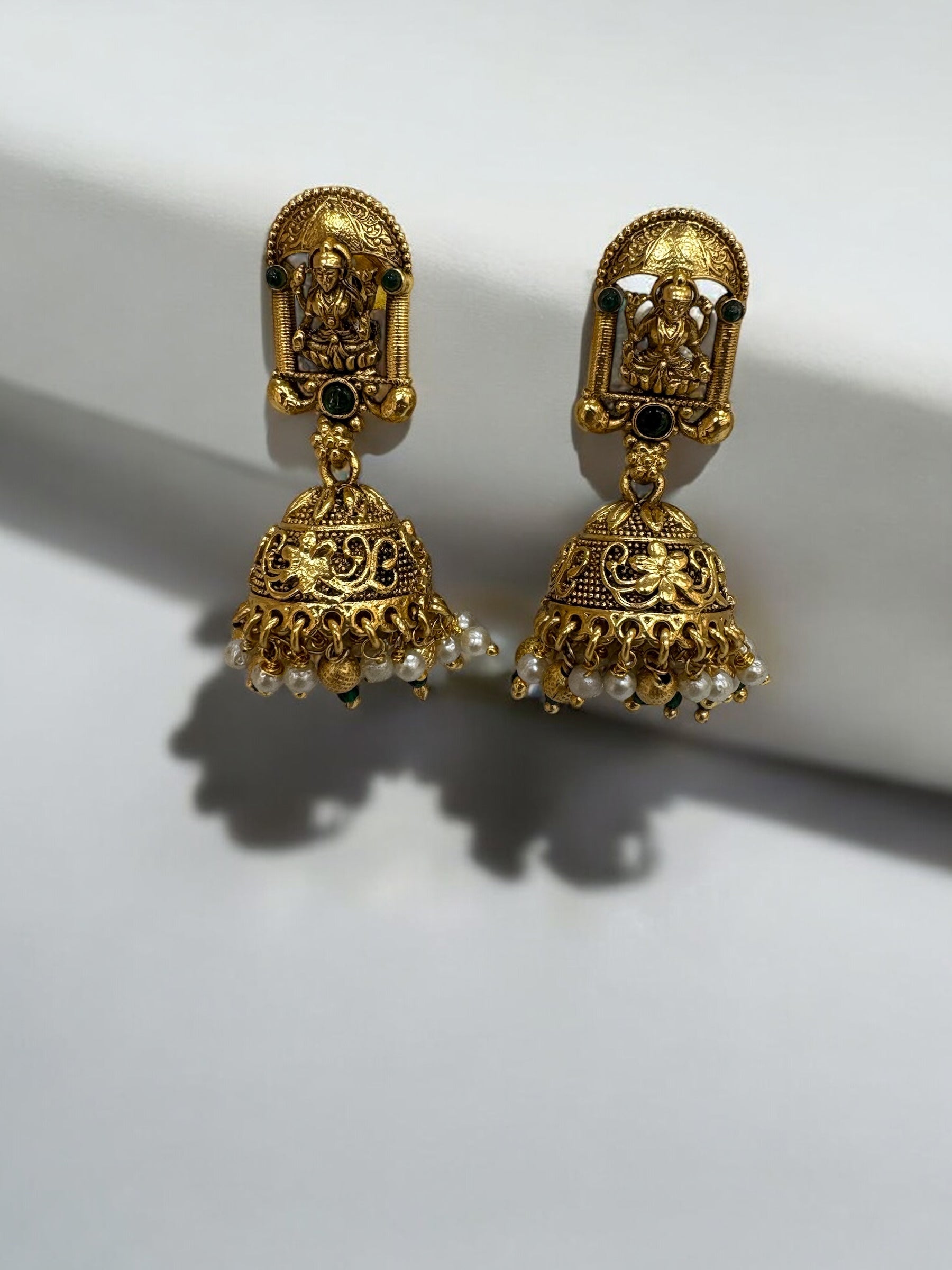 Royal Green Beaded Temple Jewelry Set with Goddess Lakshmi Pendant & Jhumka Earrings