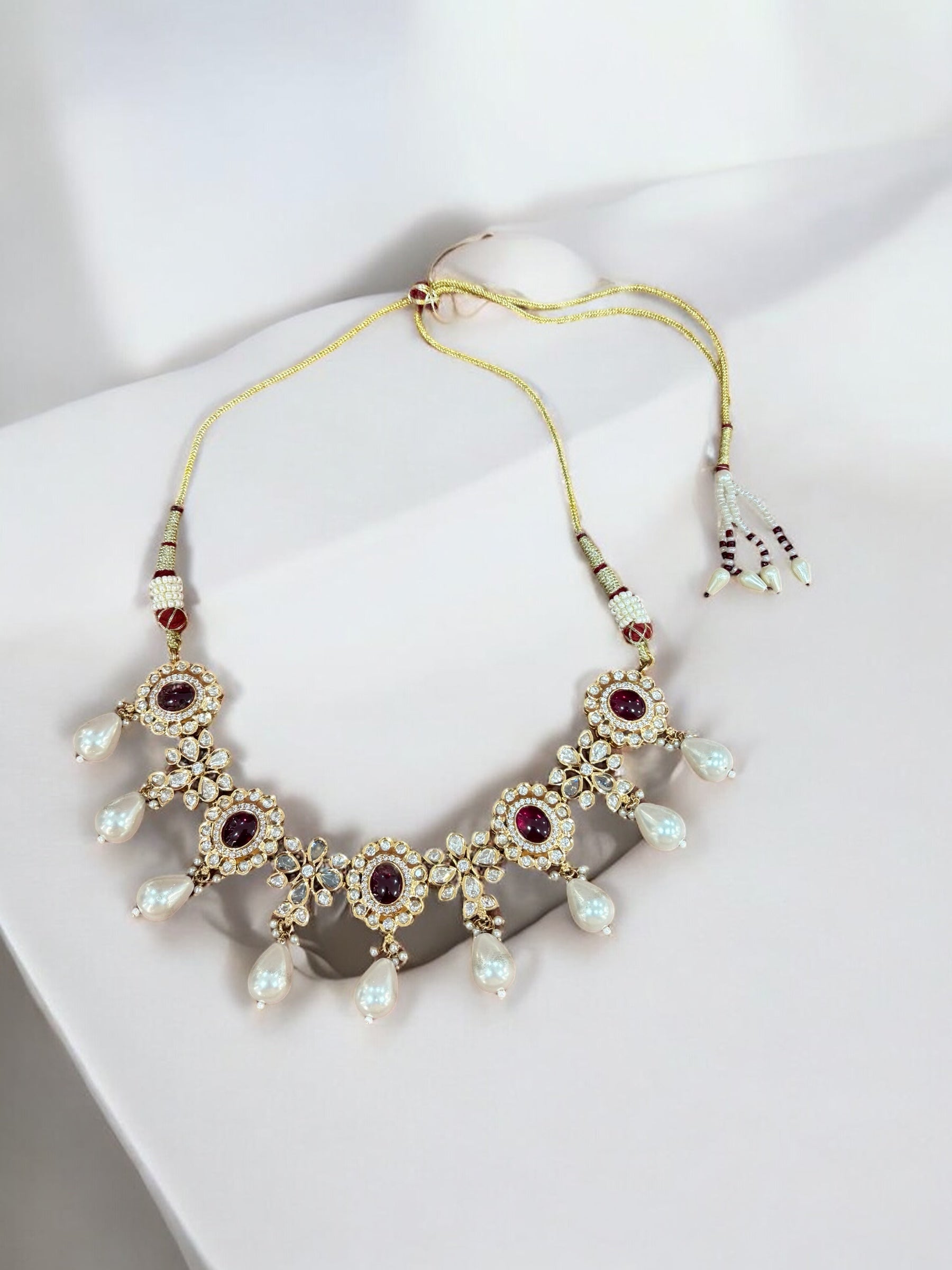 Elegant Kundan and Pearl Necklace Set