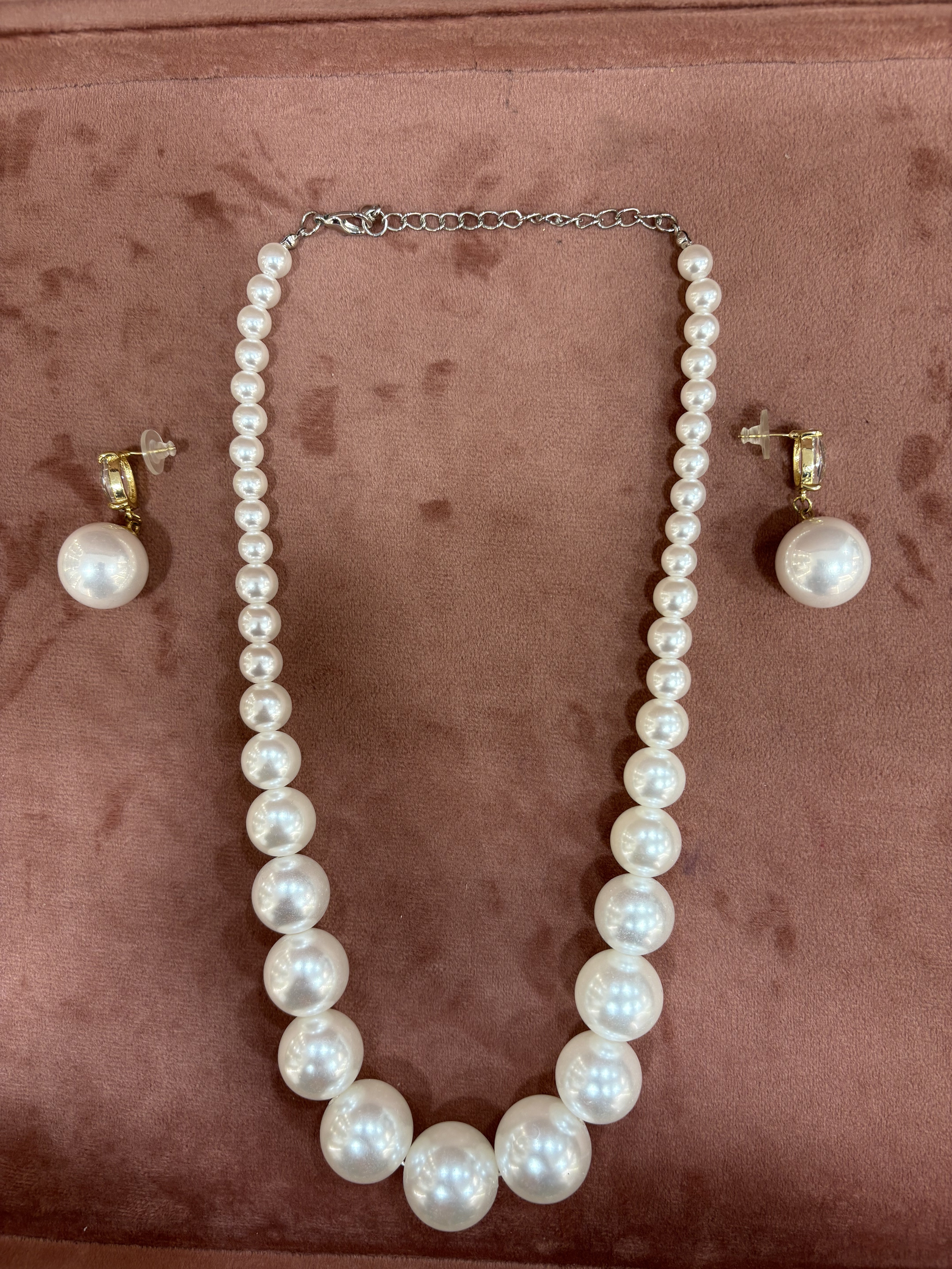 Pearl Necklace Set