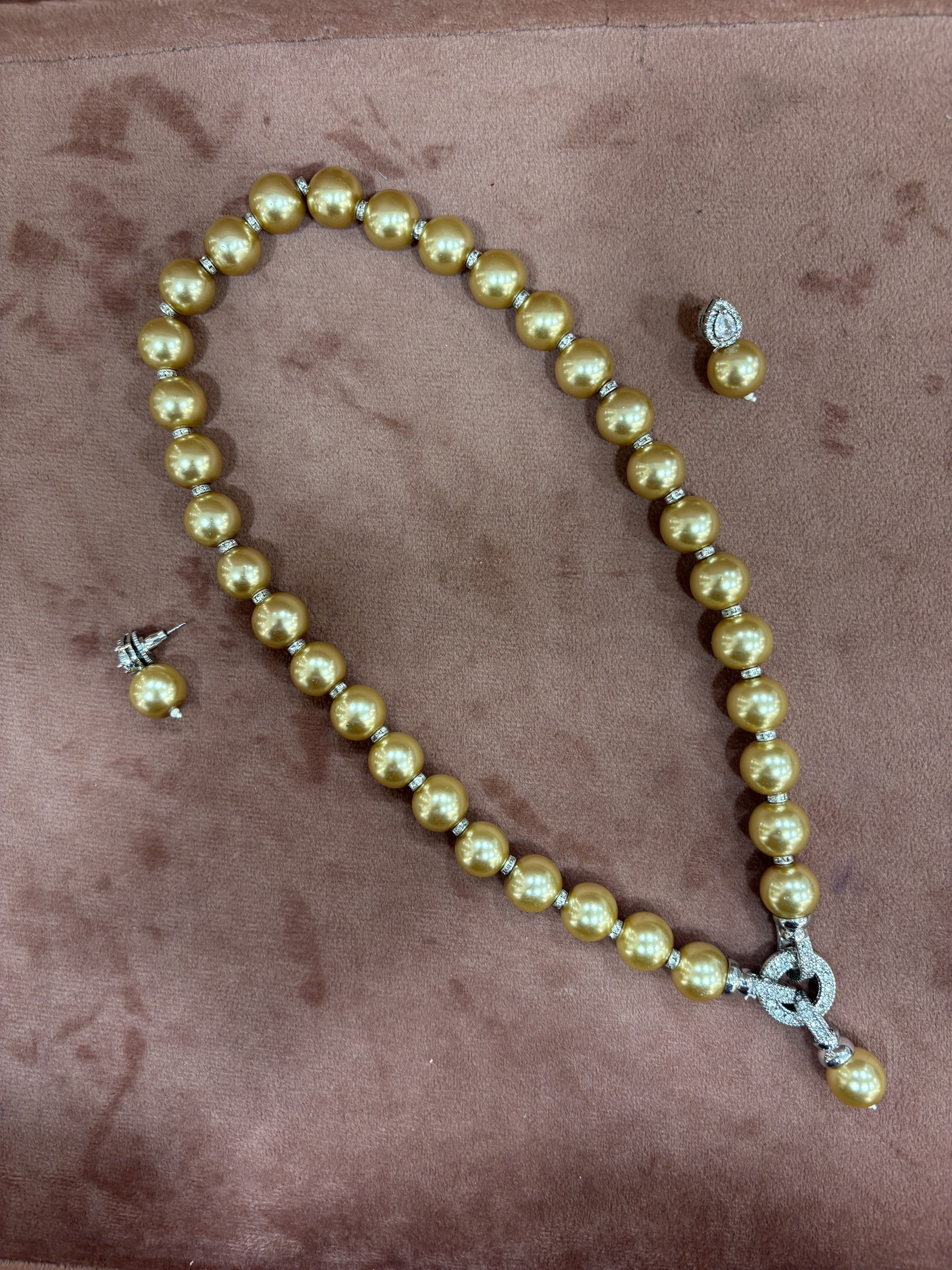 Elegant Pearl Necklace Set with Diamond Accents - Available in different colours