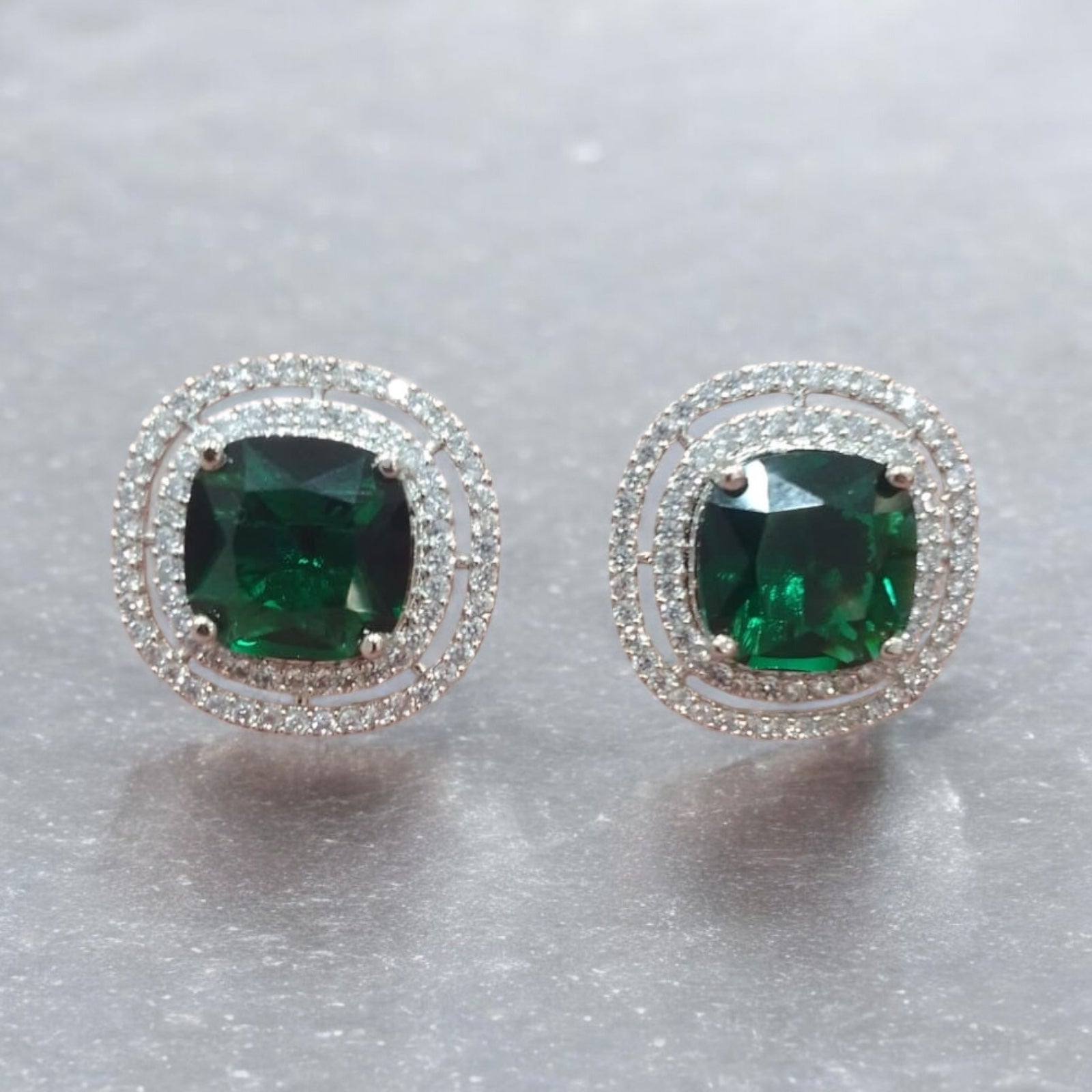 Emerald Elegance Necklace & Earring Set