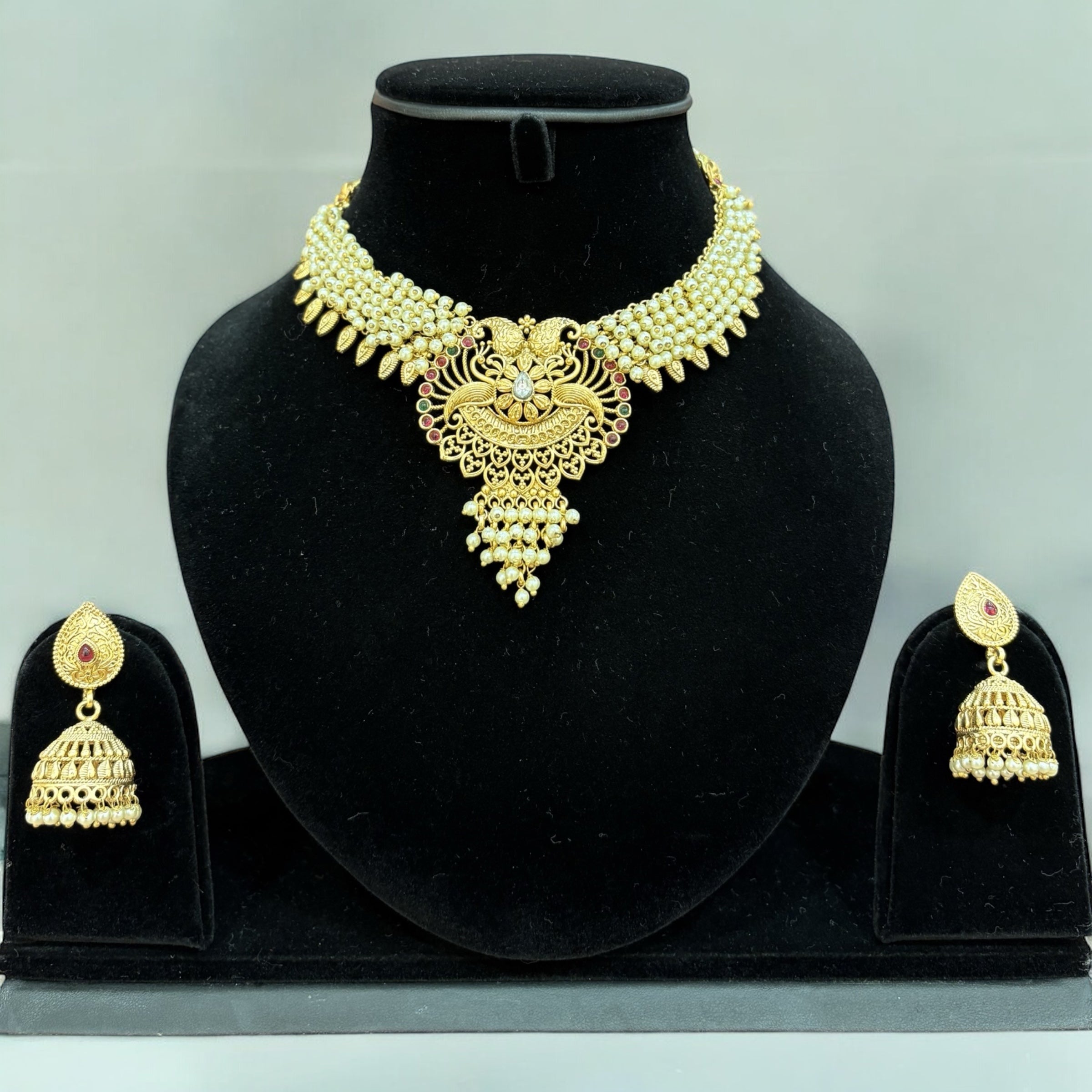 Exquisite Gold and Pearl Necklace Set with Jhumka Earrings