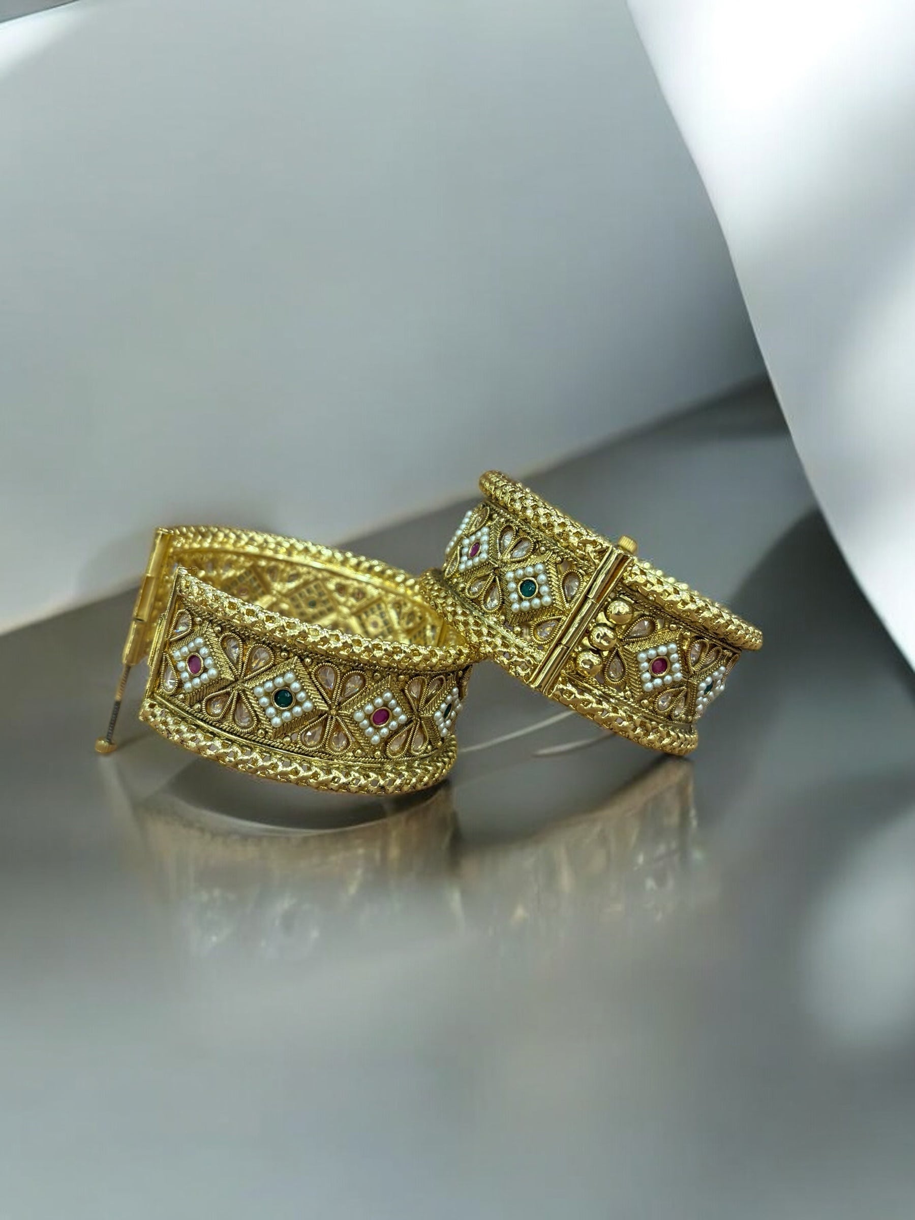Bangles Golden