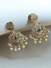 Elegant Gold-Plated Necklace Set with Intricate Design