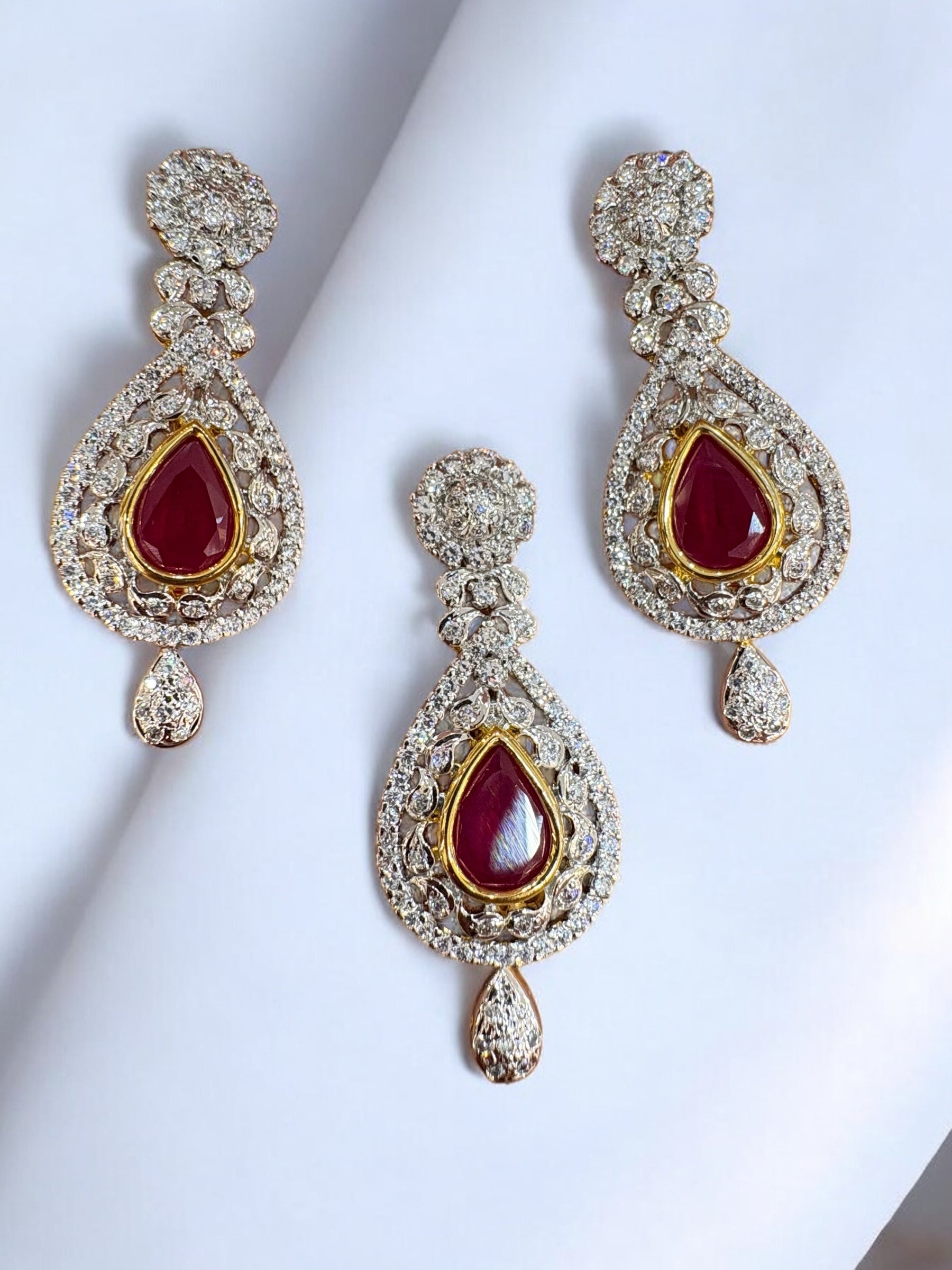 Diamond Pendant set