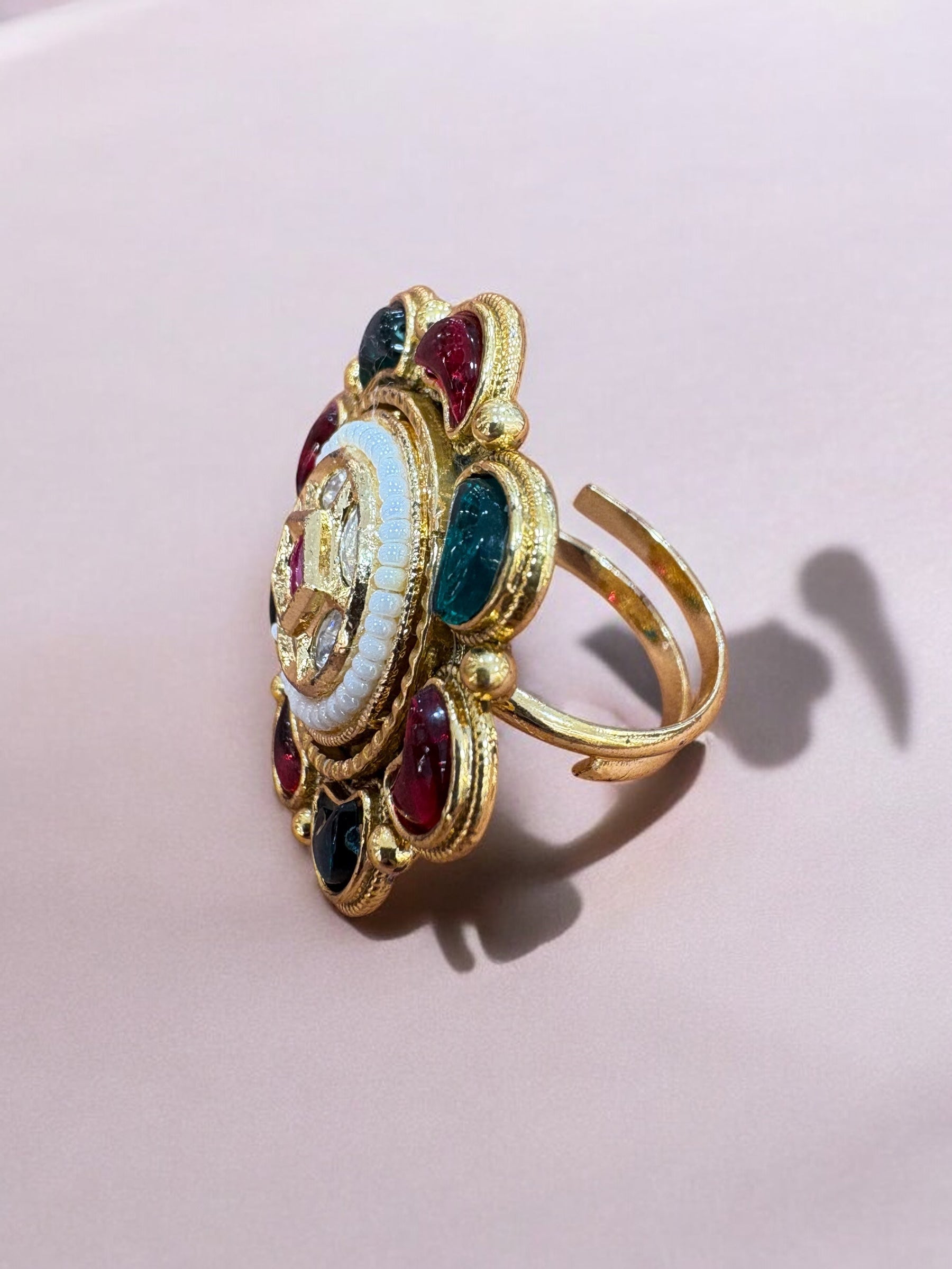 Ethnic ring