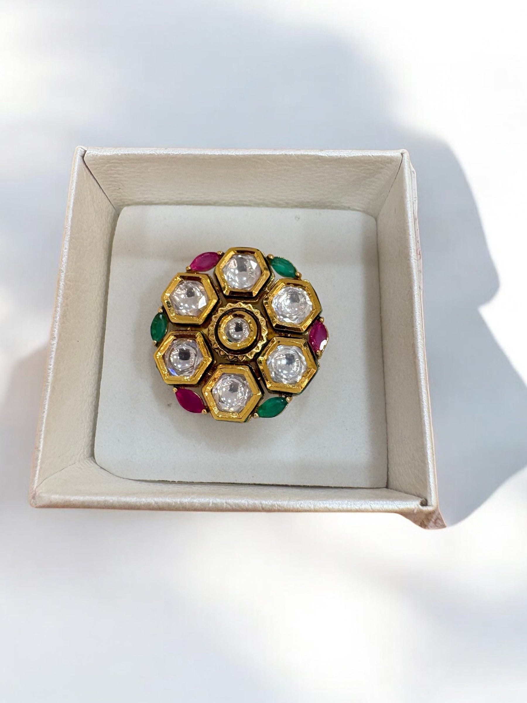Ethnic ring