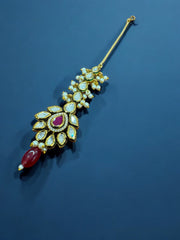 Exquisite Kundan Maang Tikka with Pearl & Red Stone Accents