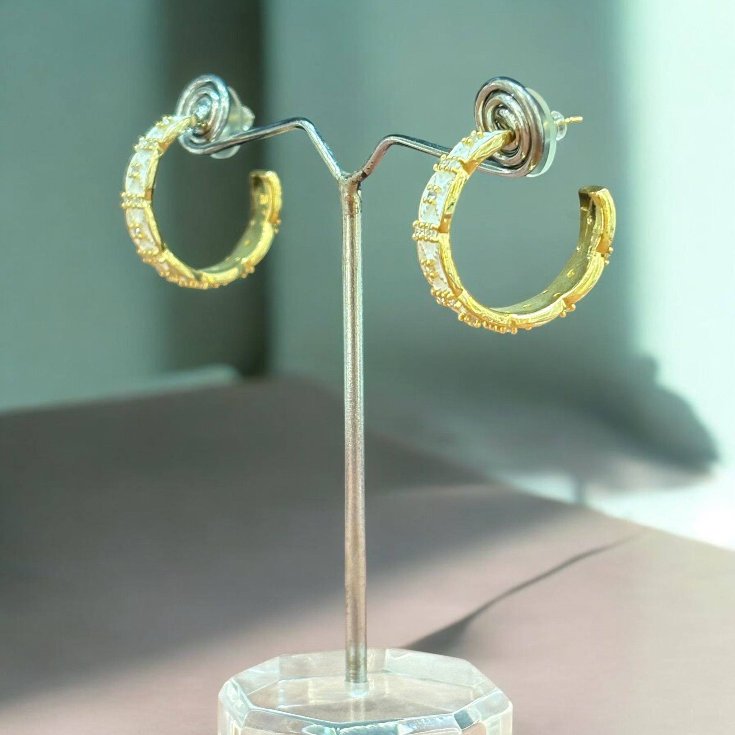 Elegant Gold Textured Hoop Earrings